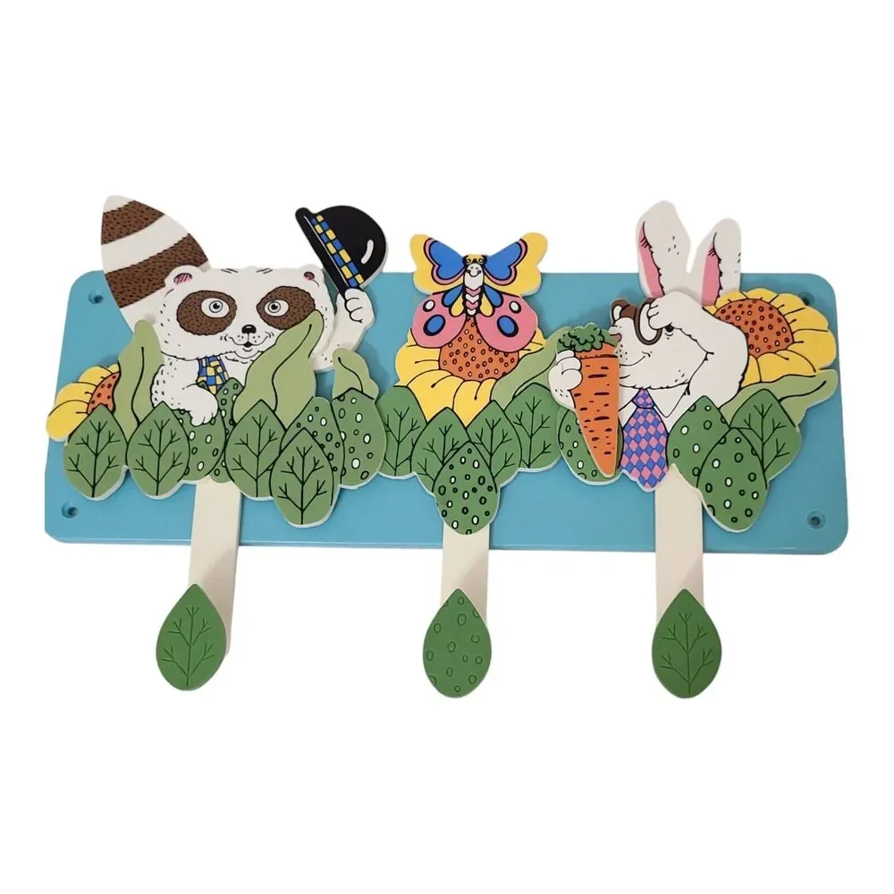 Vintage 1984 Gallery Originals Animal Rack racoon rabbit butterfly‎